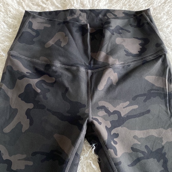 EUC camo zyia - Picture 4 of 5